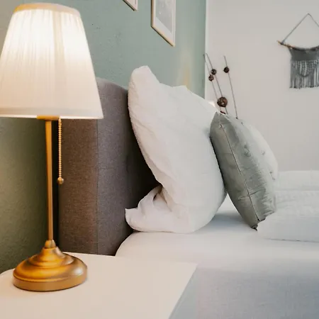 Jino L Familienfreundlich - Kueche - Modern Apartamento Dresden